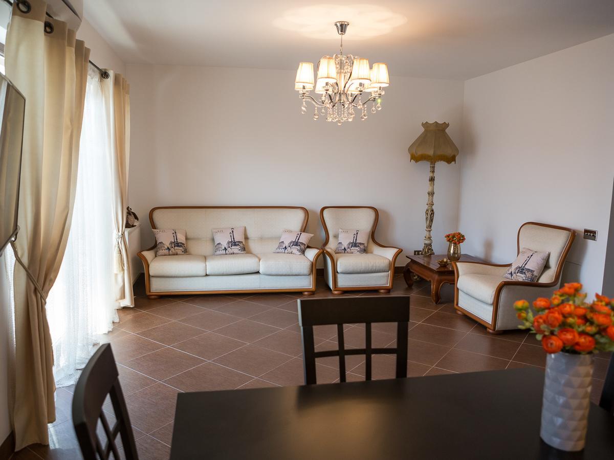 Casa Bella Apartments Bragadiru Extérieur photo